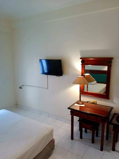 Hotel Puri Jaya Cempaka Putih superior