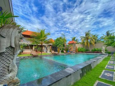 SNA Guesthouse Double Bed