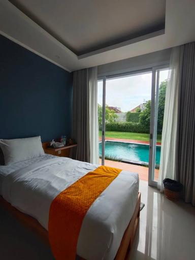 Raka Ayu Kuta Double Bed