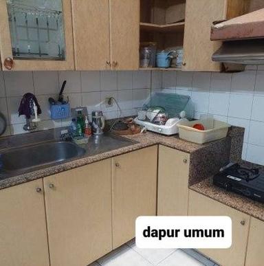 Kos Perempuan Jembatan 5 dekat kota Type 1