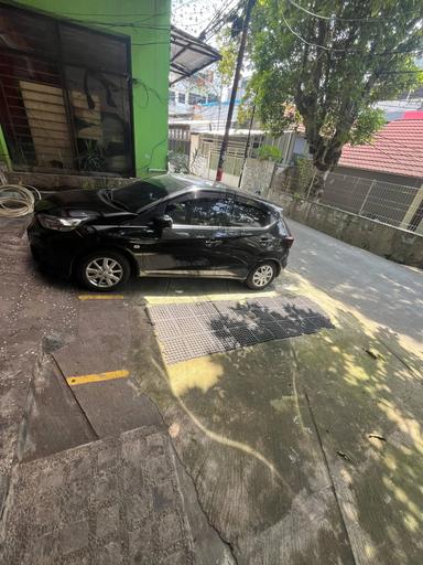 Wisma 20 Mangga Besar deluxe with balconya