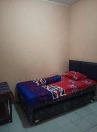 Kost pria dekat pasar modern BSD Type 1