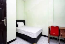 OYO Life 2356 Kost Omah Manahan Type 1