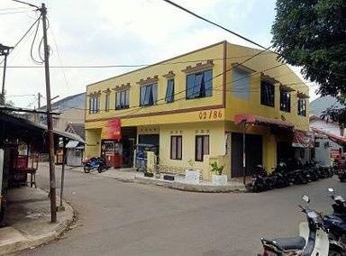 Sikumbangjati Kost - Pria/ Wanita/ Pasutri belakang Metro In Type 1