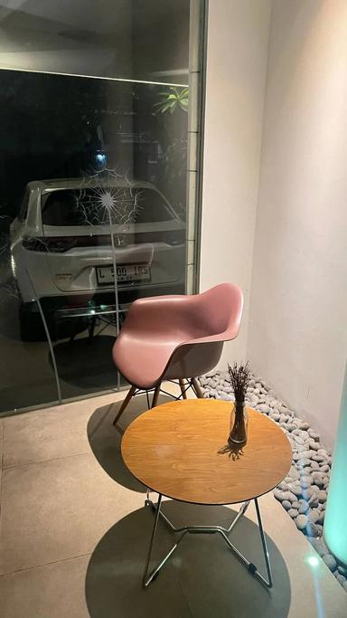 Kost Tiong 9a Deluxe plus (jendela besar)