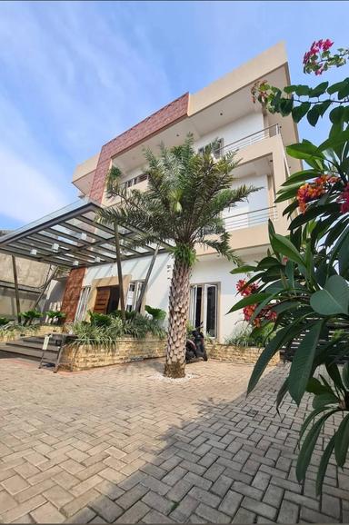 Alora Kost Executive Standar