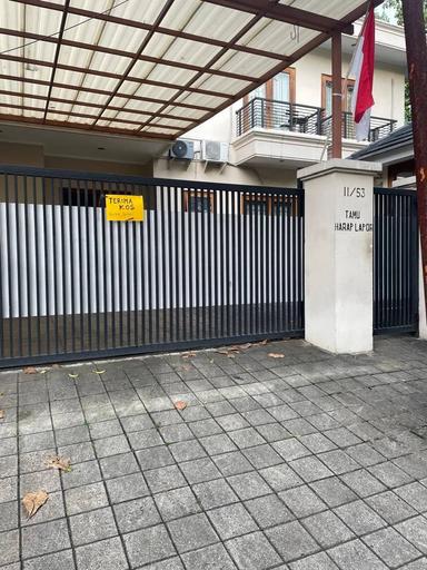 Kost Hanglekiu 53 Tipe C (outside window with balkon)