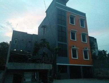 Griya  Bangka kost  nyaman dan aman Type 1