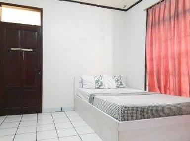 Kurnia House Leuwipanjang Bandung - Kost Campur dekat Termin Type 1