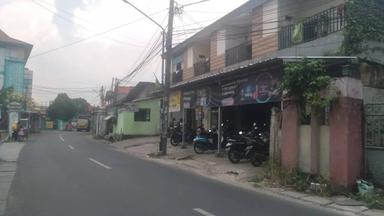 Kontrakan Pinang Raya Tipe A