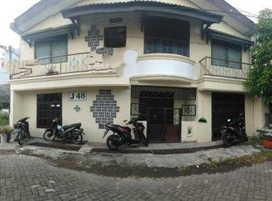 Kost putri Aurora Genuk Type 1