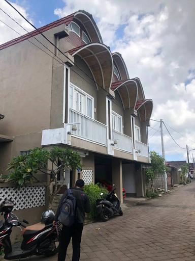 Little House Boutique Bali Villa Private Kitchen sharing pool