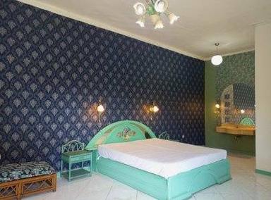 Guesthouse Kos Jakarta Garden view balcony Catelya Type 1