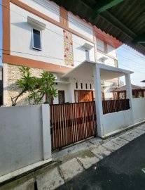 RUMAH KOS PEREMPUAN STRATEGIS Type 1