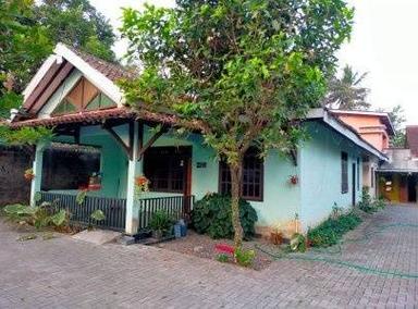 Kontrakan 4 Kamar  Dekat UII Jalan Kaliurang Type 1