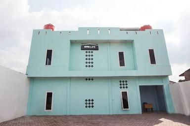 Kost Damai Helvetia King