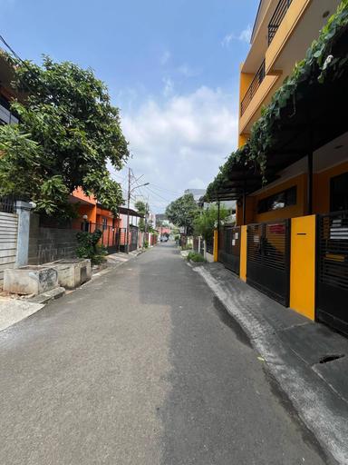 Kost Puri Kembangan standar