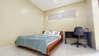 Ciniru Home 65 Senopati Master Queen C