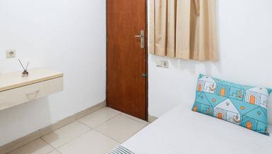 D's La Casa Homestay Cideng Pocket Single B