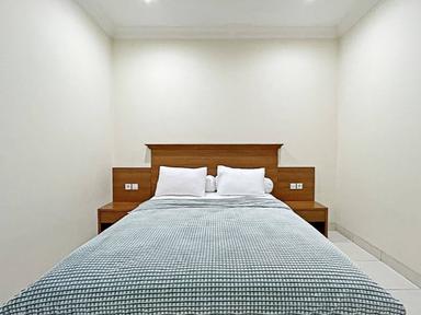 Ambassador Residence Kuningan Executive Queen A