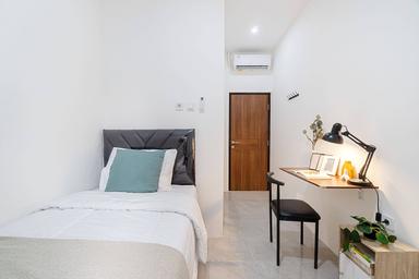 Rukita Palmino Cengkareng Compact Single C