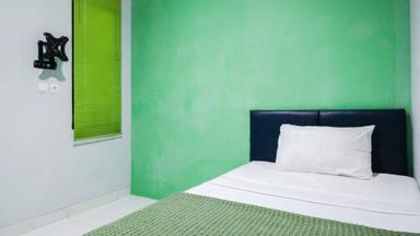 Cover FH House Kedoya Daan Mogot Compact Single A