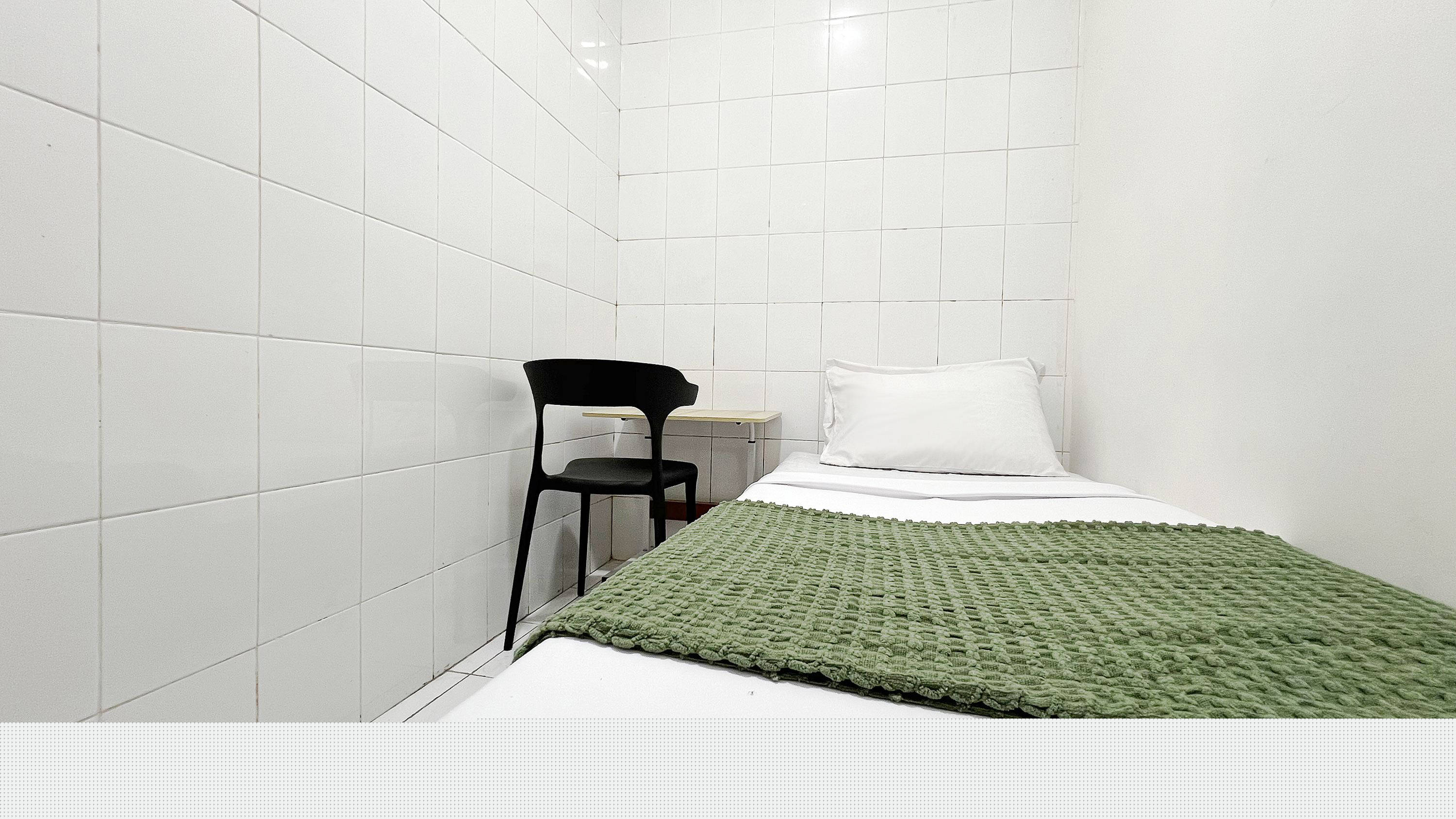 Karang Anyar House 61 Pocket Single A