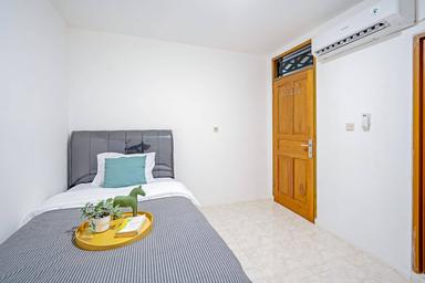 Rukita Kepa 616 Tomang Regular Full A