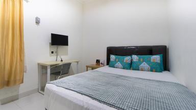 Pulo Residence Blok M Regular Queen B