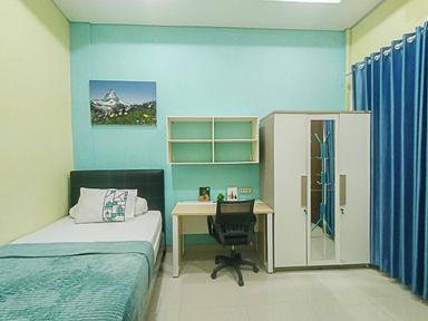 Nadira Eksklusif Sumurboto UNDIP Semarang Regular Single A