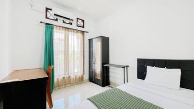 Bunda Fitri Home Cipondoh Tangerang Compact Single E