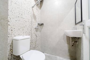 Rukita Evergreen Tawakal Tomang Superior Twin B