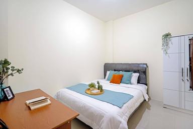 Rukita Prime House Pekojan Bandengan Regular Queen A