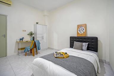 Rukita Tosiga Kebon Jeruk Two Bedrooms B