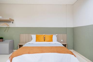 Rukita Arunika Permata Indah Studio Queen F