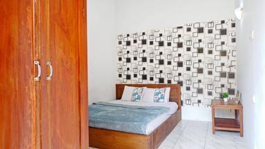 Kalicari House Majapahit Semarang Compact Queen