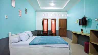 Ndalem Sabine Syariah Sitimulyo Bantul Yogyakarta Executive Queen