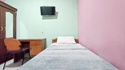 Compact Single A - M