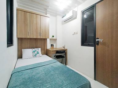 Mawar Kuning House Tembalang Semarang Pocket Single F - F