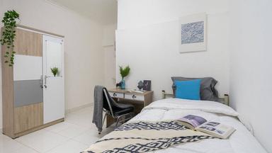 Rukita Jade Ketapang Gajah Mada Regular Single B