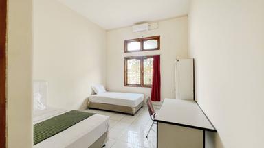 Villa Legoso Pisangan Ciputat Master Twin A