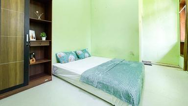 Sriti House Semarang Regular Queen A