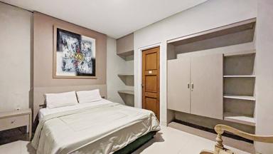 Kerten Home Stay Solo Regular Queen A