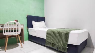 Cover FH House Kedoya Daan Mogot Pocket Single B