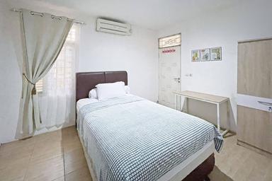 Pondok Kacang Townhouse Bintaro Regular Twin