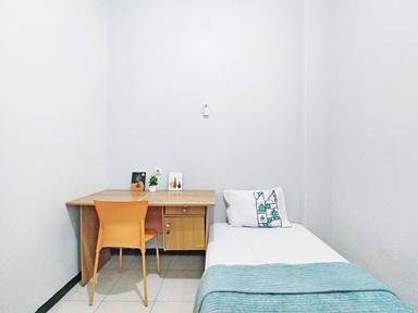 De Hebron Banyumanik Unika Semarang Pocket Single C - M