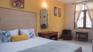 Nira Residence Tanah Kusir Kebayoran Lama Studio King