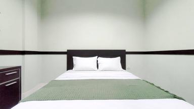 SAR II Home Syariah Mangga Besar Superior Queen A-M