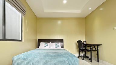 Ciniru Home 65 Senopati Master Queen B