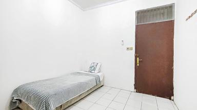 Makarios Home Pancoran Compact Single D